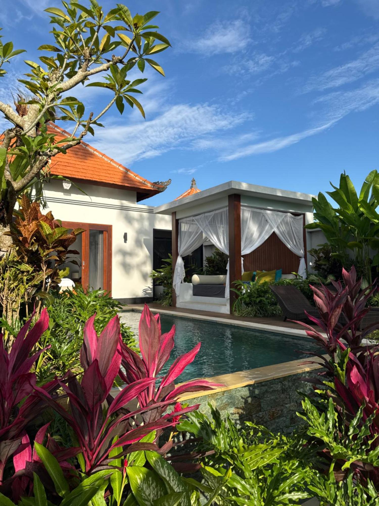 The Sidemen Villa 외부 사진